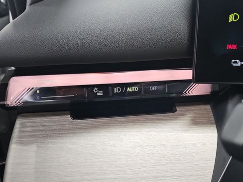 New 2026 BMW i5 eDrive40 w/ Premium Package image 26