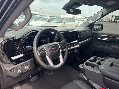 Used 2026 GMC Sierra 1500 Elevation AWD/4WD image 9