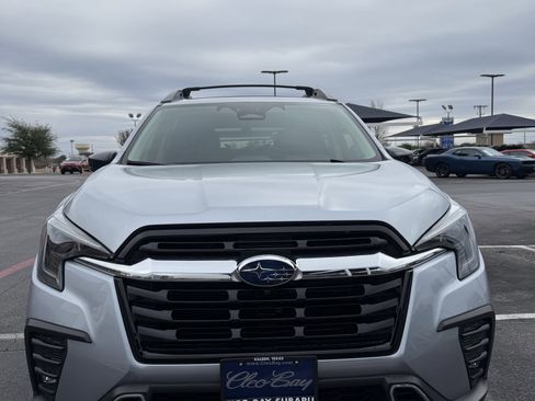 Certified 2024 Subaru Ascent Touring w/ Popular Package #2 image 2