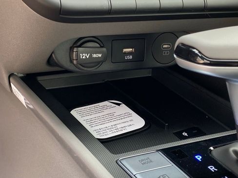 New 2026 Hyundai Elantra Sport FWD image 18