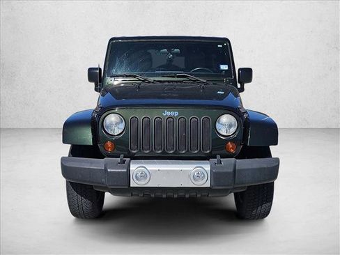 Used 2011 Jeep Wrangler Unlimited Sahara w/ Connectivity Group image 2