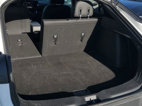 Used 2025 Buick Envista Preferred image 26