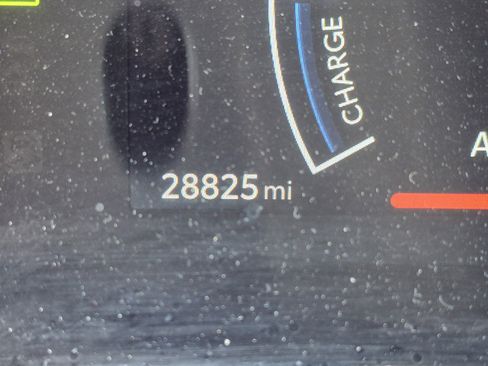 Used 2025 Toyota Camry SE image 17