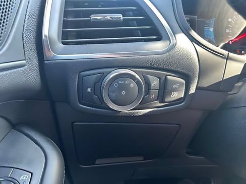 Used 2024 Ford Edge ST w/ Equipment Group 401A AWD/4WD image 34