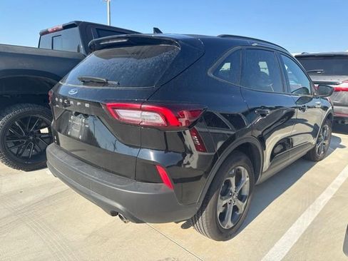 Used 2025 Ford Escape ST-Line FWD image 7