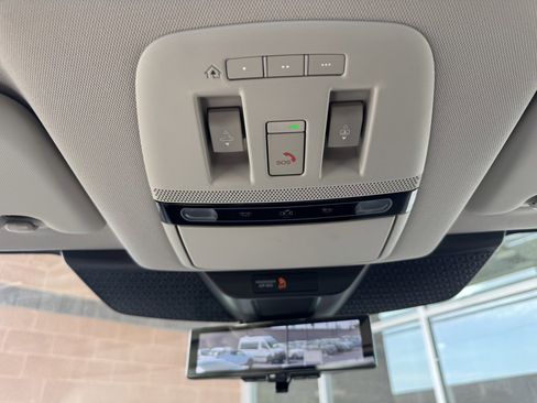 Used 2023 Nissan Ariya FWD image 27