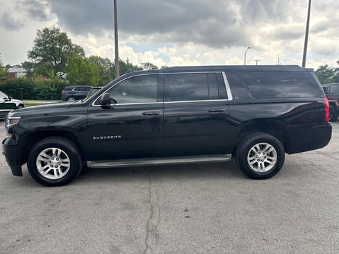 Used 2015 Chevrolet Suburban LT AWD/4WD image 6