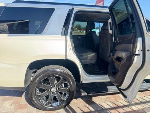 Used 2015 GMC Yukon Denali w/ Touring Package image 18