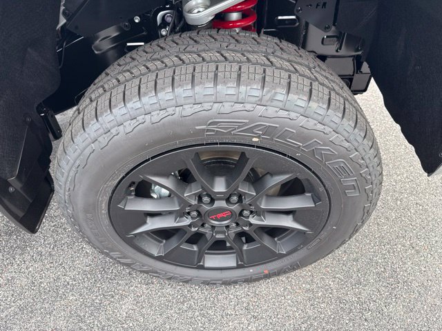 New 2026 Toyota Tundra Platinum w/ TRD Off-Road Package AWD/4WD image 2
