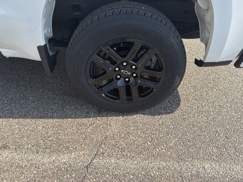 Used 2024 Chevrolet Silverado 1500 RST w/ Convenience Package II image 10