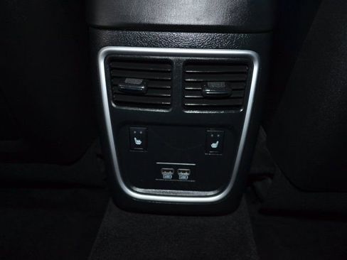 Used 2017 Dodge Charger R/T Scat Pack w/ Technology Group image 29