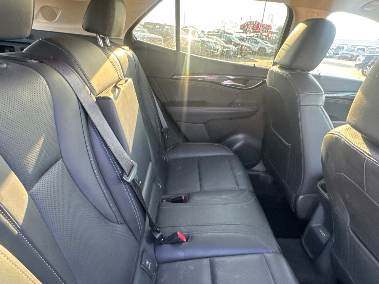 Used 2023 Buick Envision Essence FWD image 31