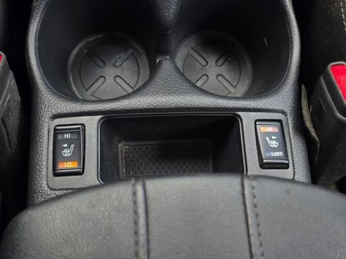 Used 2019 Nissan Rogue SV AWD/4WD image 29