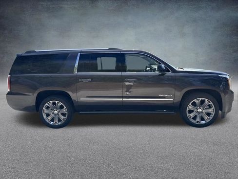 Used 2015 GMC Yukon XL Denali w/ Touring Package image 7