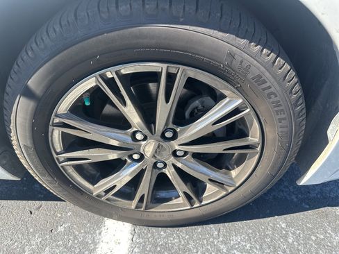 Used 2014 Toyota Avalon XLE Premium image 10