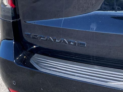 Used 2022 Cadillac Escalade Sport w/ Touring Package AWD/4WD image 28