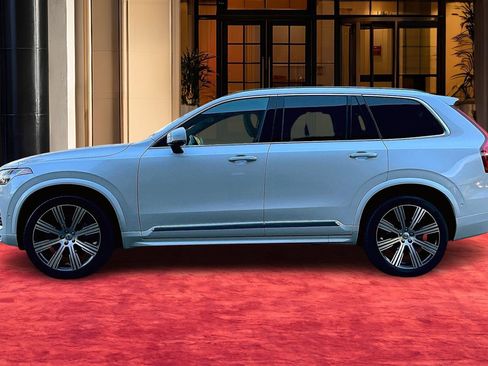 Used 2022 Volvo XC90 T6 Inscription w/ Advanced Package image 14