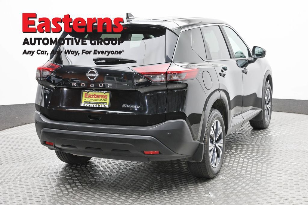 Used 2023 Nissan Rogue SV AWD/4WD image 5