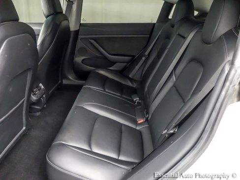 Used 2021 Tesla Model 3 Standard Range Plus image 14