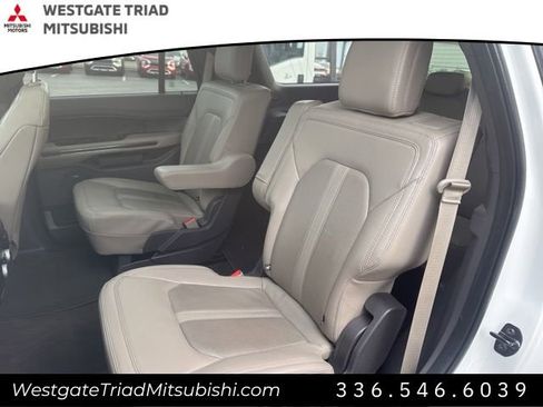 Used 2021 Ford Expedition Limited image 26
