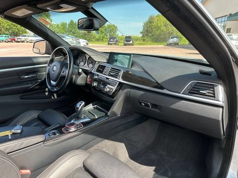 Used 2018 BMW 430i xDrive Convertible AWD/4WD image 28