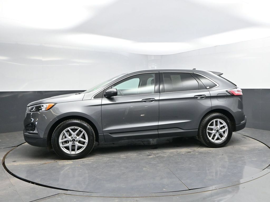 Used 2024 Ford Edge SEL AWD/4WD image 4
