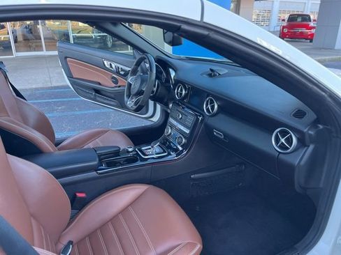 Used 2020 Mercedes-Benz SLC 43 AMG image 14