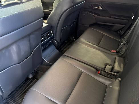 Used 2025 Lexus GX 550 AWD/4WD image 15