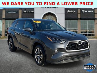 Used 2023 Toyota Highlander XLE