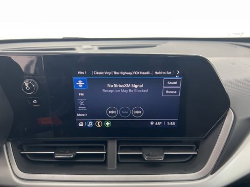 Used 2025 Chevrolet Trax LS image 12