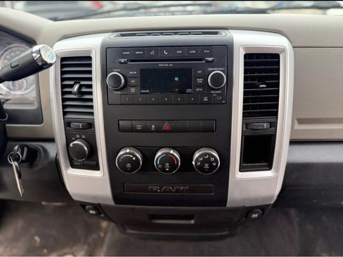 Used 2011 RAM 1500 Classic SLT w/ Remote Start & Security Group image 15