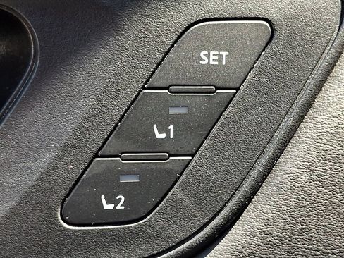 Certified 2025 Nissan Rogue SV w/ Rock Creek Premium Package AWD/4WD image 27