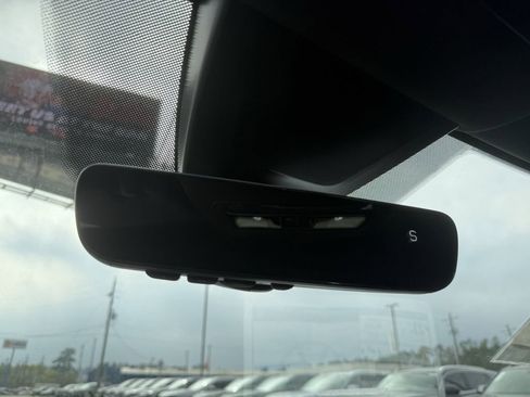 New 2026 Volkswagen Atlas Cross Sport SE FWD image 24