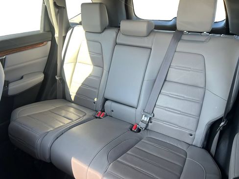 Used 2018 Honda CR-V Touring image 18