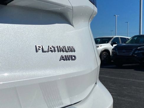 New 2026 Nissan Rogue Platinum w/ Platinum Premium Package AWD/4WD image 10