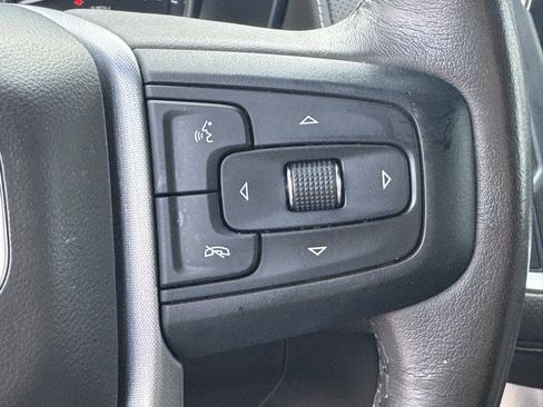 Used 2021 GMC Yukon XL SLT w/ SLT Premium Package image 30