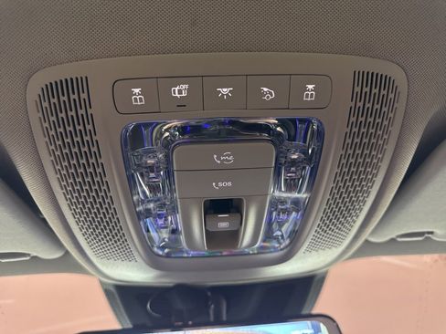 Used 2023 Mercedes-Benz GLB 250 4MATIC image 25