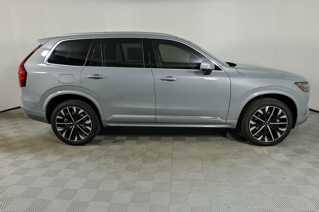 Used 2026 Volvo XC90 B6 Ultra w/ Protection Package AWD/4WD image 30