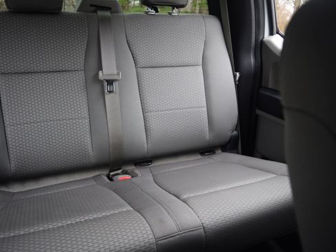 Used 2015 Ford F150 XLT w/ Equipment Group 301A Mid image 16