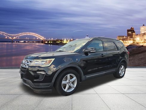 Used 2019 Ford Explorer XLT w/ Equipment Group 201A FWD image 1