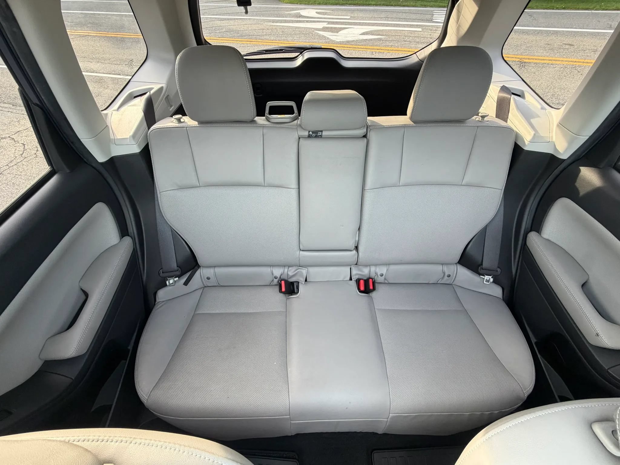 Used 2014 Subaru Forester 2.5i Limited AWD/4WD image 17