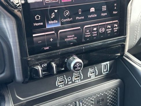 New 2026 RAM 2500 Rebel AWD/4WD image 18