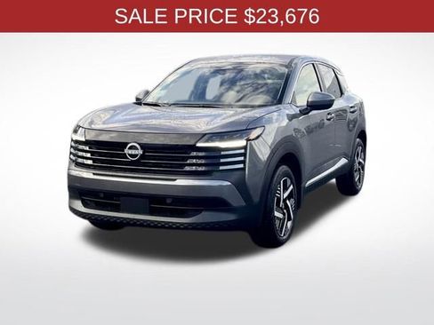 New 2025 Nissan Kicks SV w/ Charging Package image 6