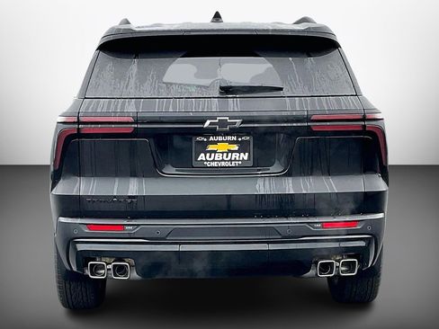 New 2025 Chevrolet Traverse LT w/ Midnight/Sport Edition image 4