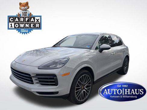 Used 2021 Porsche Cayenne S w/ Premium Package Plus image 1