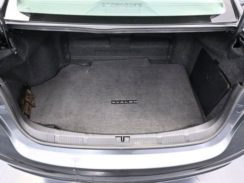 Used 2013 Toyota Avalon XLE Premium image 39