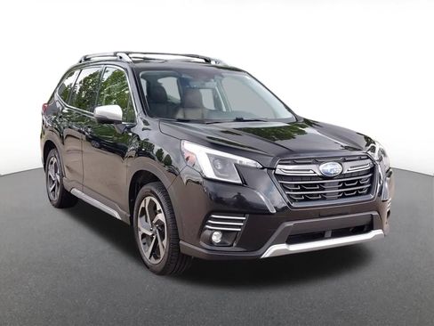 Used 2022 Subaru Forester Touring w/ Popular Package #2 AWD/4WD image 8