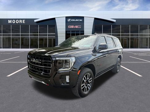 Used 2024 GMC Yukon AT4 w/ AT4 Premium Plus Package AWD/4WD image 7