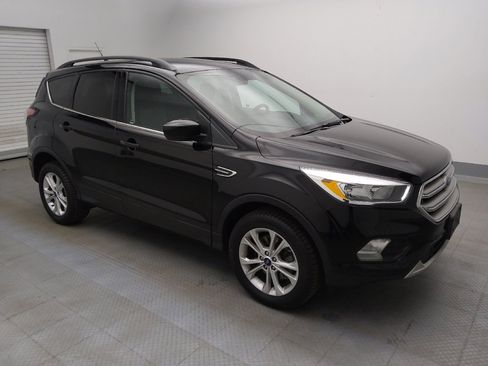 Used 2018 Ford Escape SE w/ SE Sync 3 Package image 11