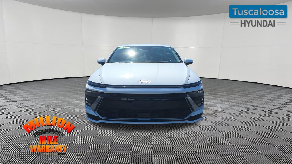 Used 2026 Hyundai Sonata SEL FWD image 2